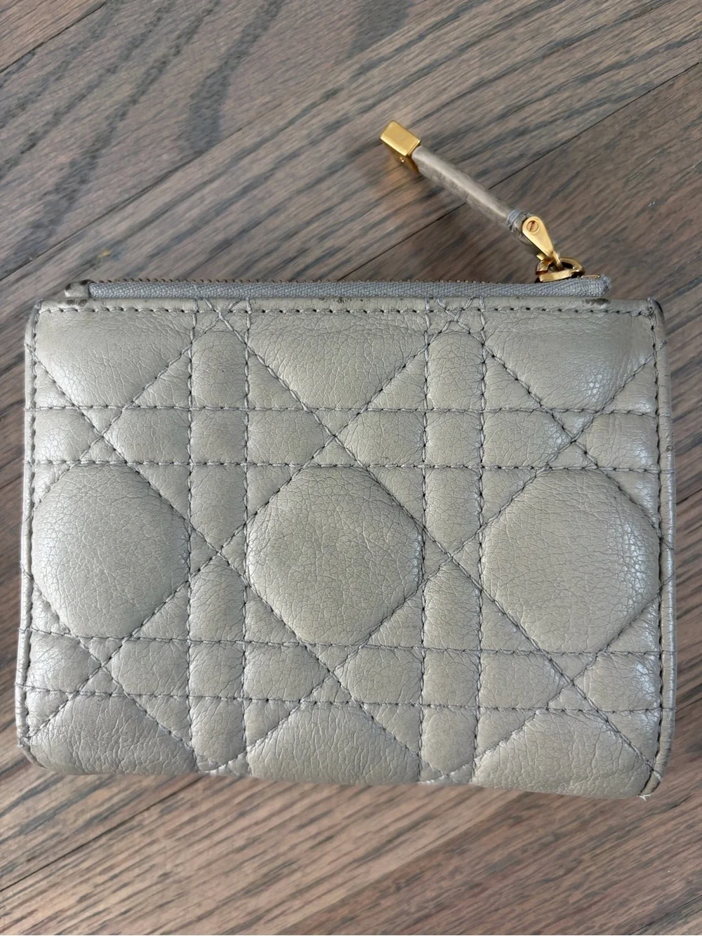 Dior 2023 Caro Dahlia Leather Wallet - Taupe